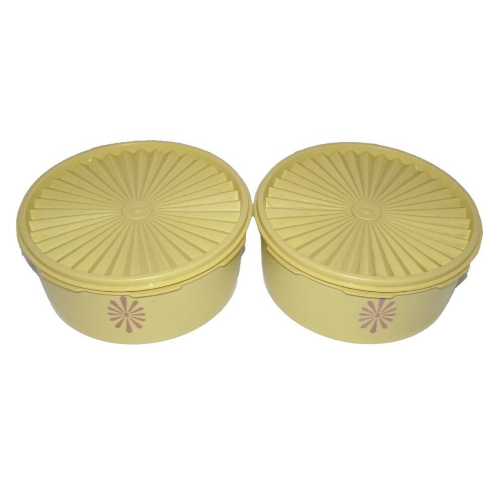 Vintage Tupperware set of 2 stacking 8" gold yellow containers  3.24" tall each - Picture 3 of 4